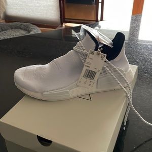 White Pharrell Williams adidas sneakers size 7.5